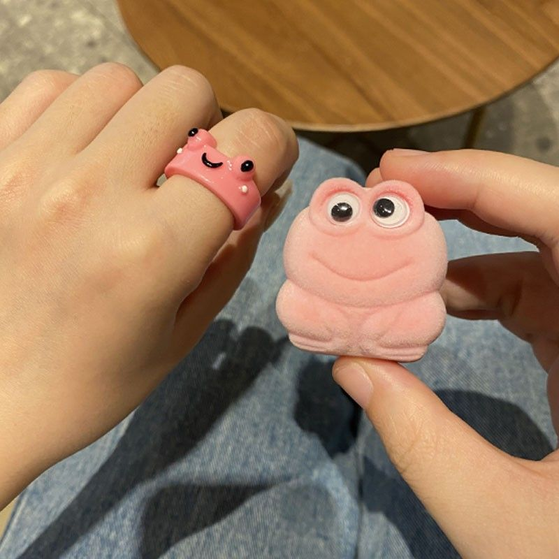CUTE CARTOON COUPLE FROG RING UB98271