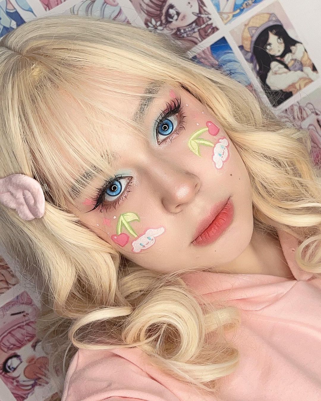 "2 COLORS DAILY MEDIUM LONG CURLY" WIG Y021623