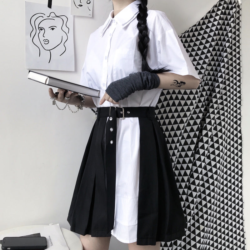 WHITE SHORT-SLEEVED SHIRT + PLEATED SKIRT H032902