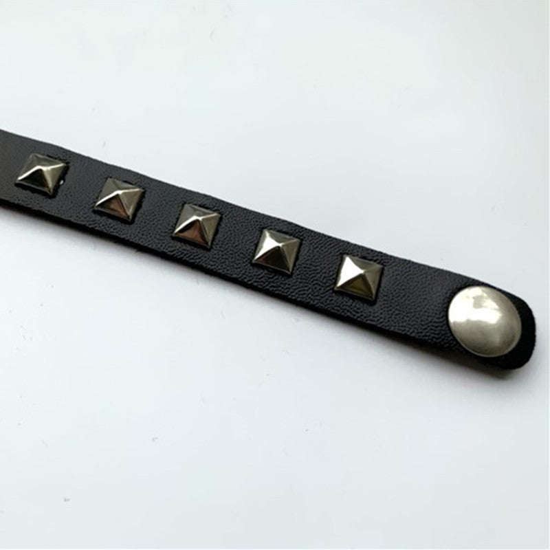 "CROSS PU LEATHER STUD" CHOKER K052903