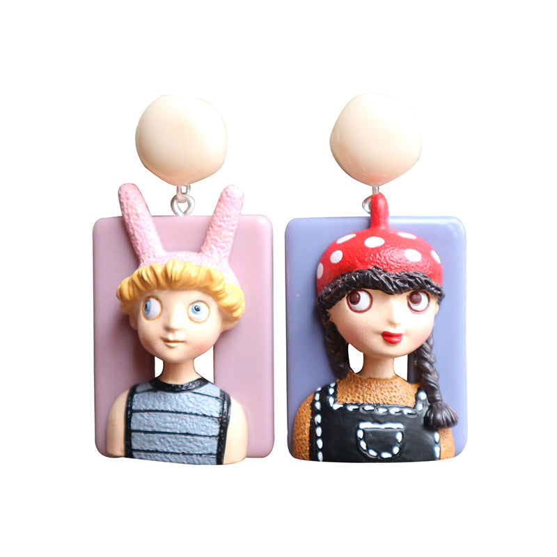 "RETRO CARTOON DOLL" EARRINGS/EAR CLIPS N031001
