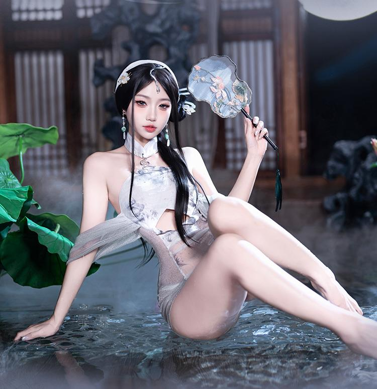 Green and white cheongsam UB10140