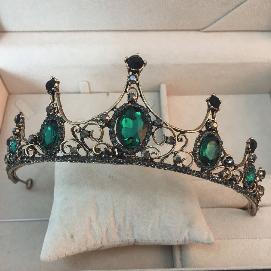 Black Baroque Vintage Crown KF83711