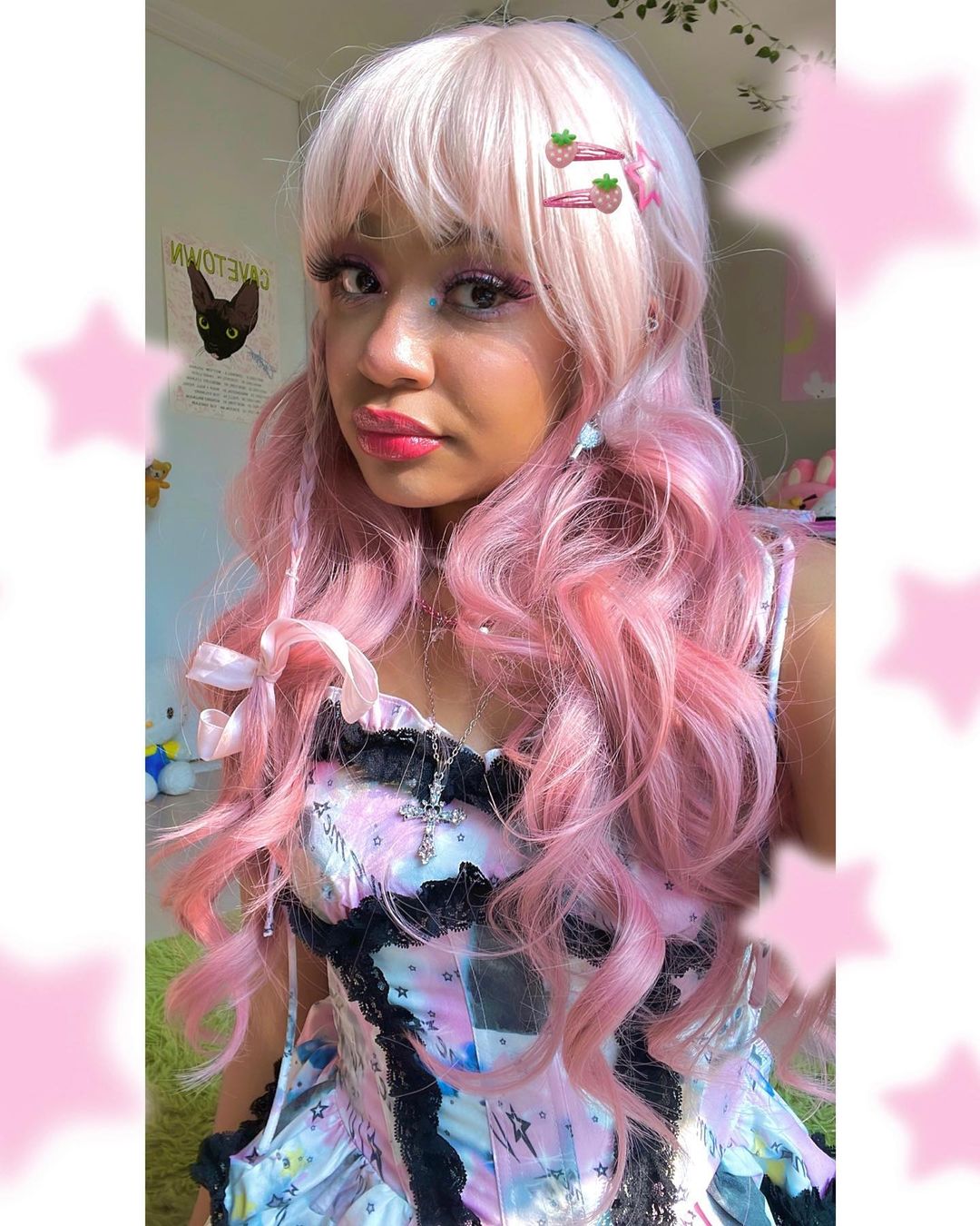 Gradient Pink Highlighting Long Curly Wig UB6127