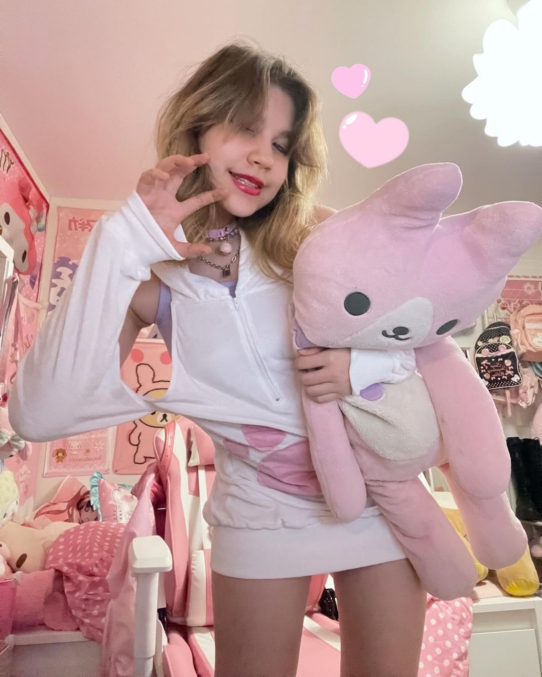 WHITE CAT'S PAW HOODIE UB98189