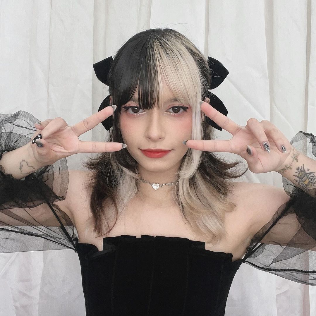 Black Puff Sleeve Off-shoulder Velvet Pleated Dress  UB96037