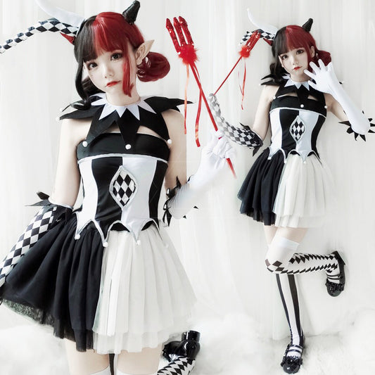 BLACK WHITE HALLOWEEN CIRCUS MAID COSTUME UB3356
