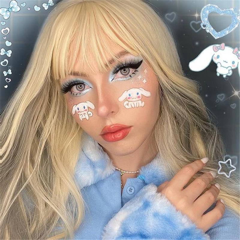 [ @julianna.mur]"GOLD DYED GRAY SLIGHTLY CURLY LONG" WIG D052207