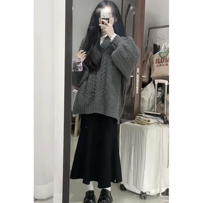 Retro Sweater + Skirt Two-piece Set  UB96016