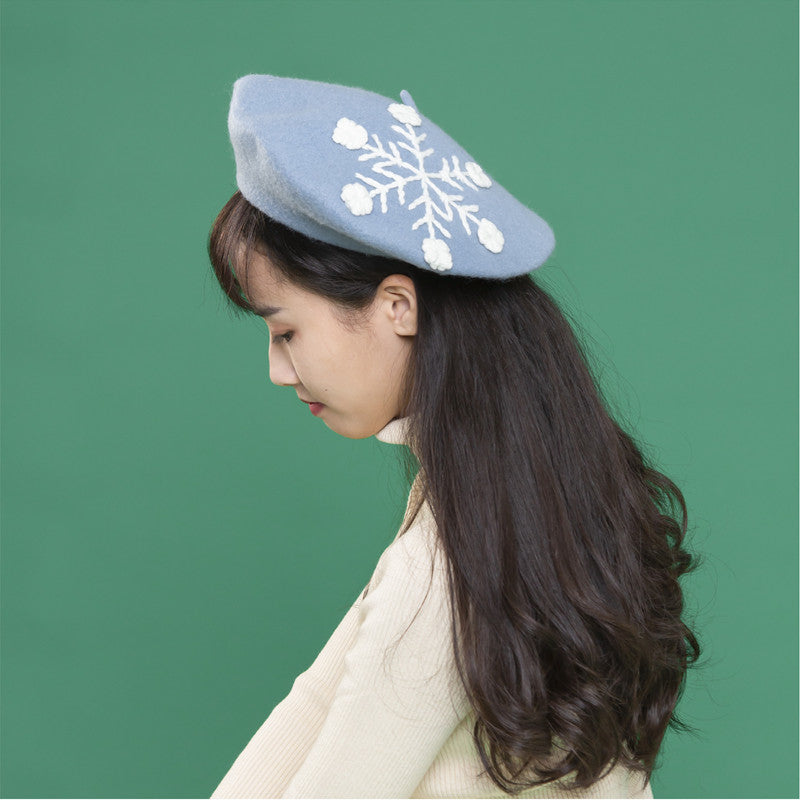 SNOWFLAKE WOOL HANDMADE EMBROIDERED BERET UB3422