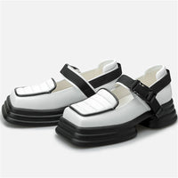 BLACK WHITE COLOR MATCHING SMALL LEATHER SHOES UB3127