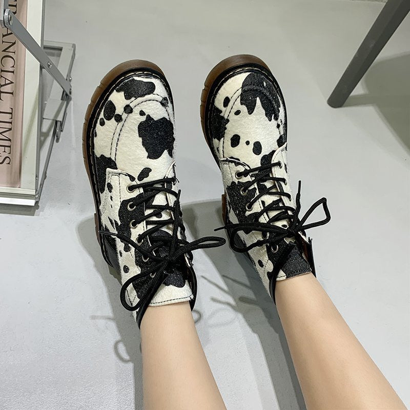 Retro Cow Lace Up Round Toe Boots UB3171