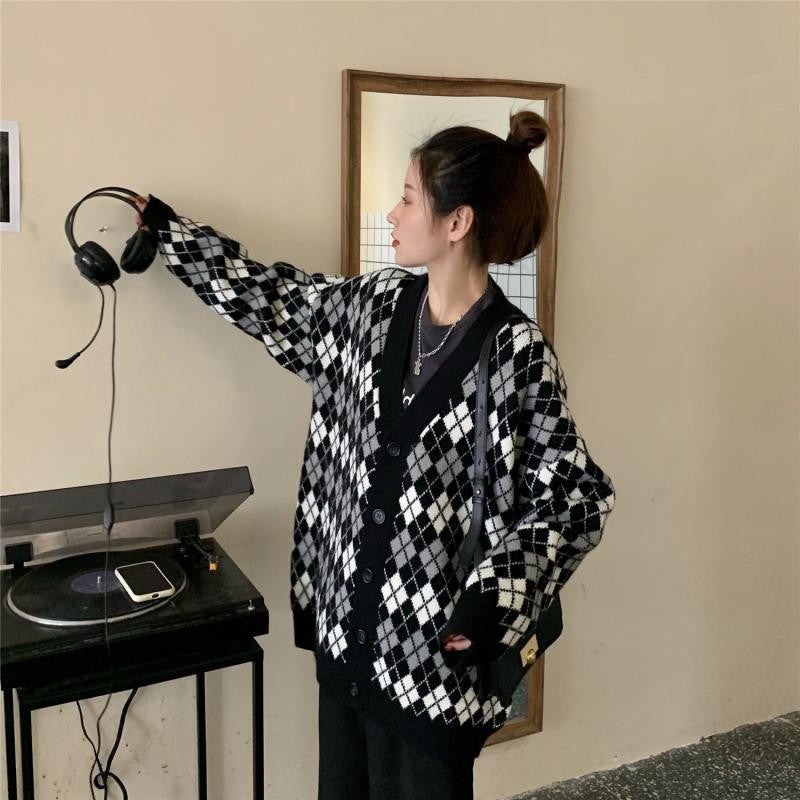 [@binxsicle] VINTAGE DIAMOND KNIT CARDIGAN UB3155