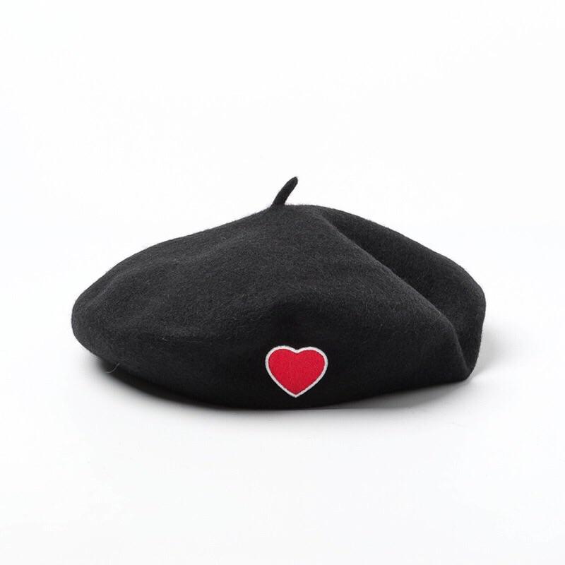 [@maggielivings ] "LOVE HEART BLACK" BERET K110708