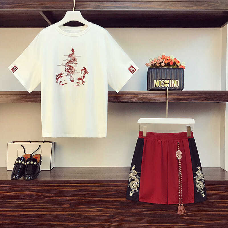 Dragon Embroidery T-shirt Shorts Two-piece Set UB6313