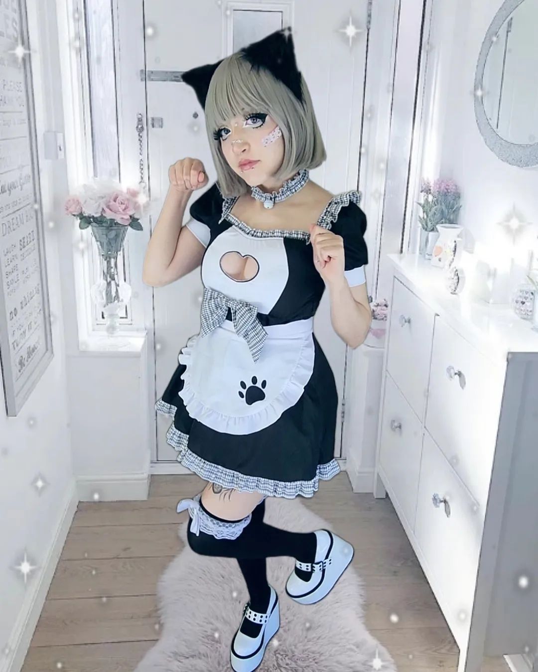 BLACK WHITE PLAID HOLLOW LOVE CAT MAID OUTFIT UB2601