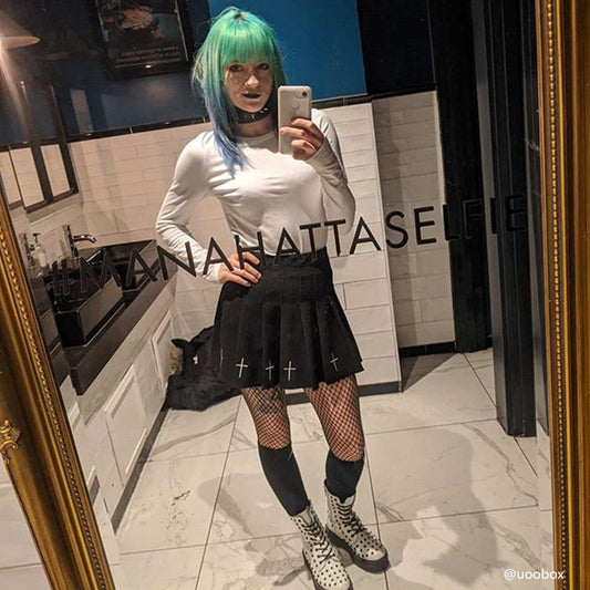 “GOTH EMBROIDERY” PLEATED SKIRT W041103REVIEW