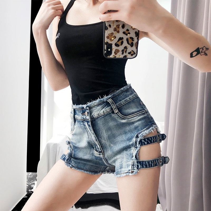 [@kyladrewatla] “HOLLOW RIPPED” JEANS SHORTS W031802REVIEW