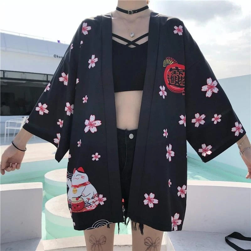 [@ronyahmononoke] BLACK WHITE SAKURA FORTUNE CAT CARDIGAN UB2639