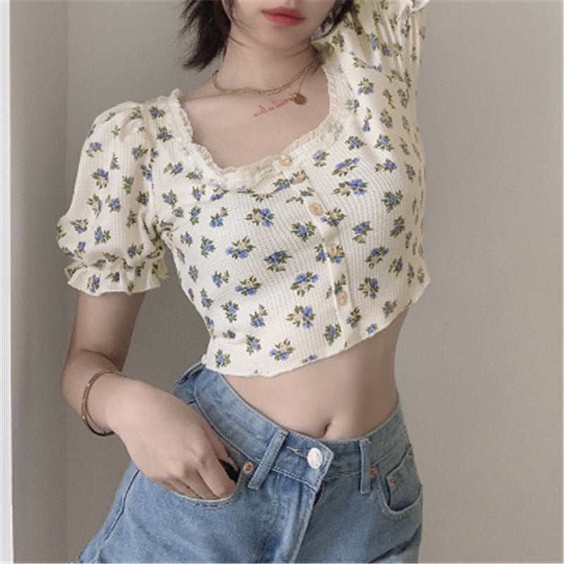 [ @bambiskii ] "HEART BUTTON PUFF SLEEVE FLORAL" TOP N072205
