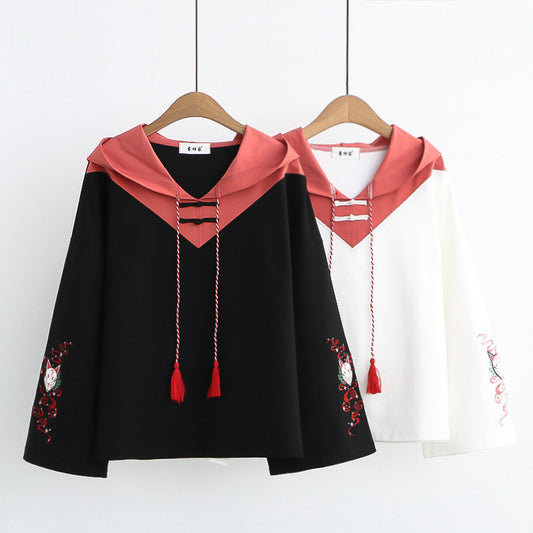 BLACK/WHITE FOX MASK EMBROIDERED FRINGE HOODIE UB2682