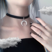 "MOON-SHAPED CLAVICLE" NECKLACE D042303