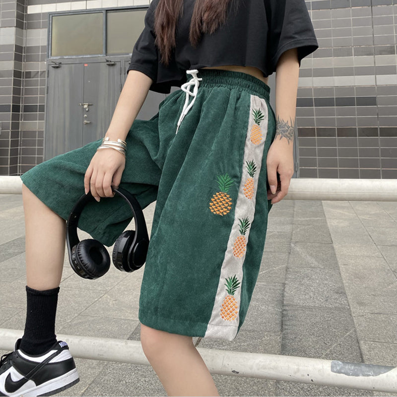 "HARAJUKU PINEAPPLE EMBROIDERED" SHORTS UB2402