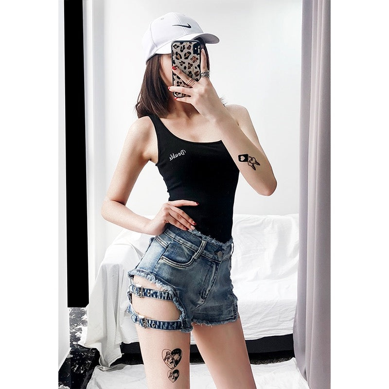 “HOLLOW RIPPED” JEANS SHORTS W031802