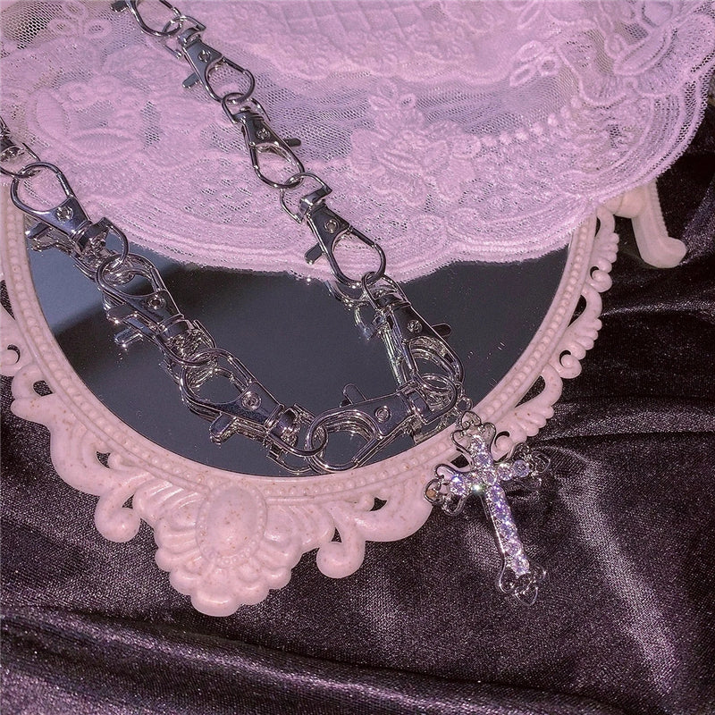 PUNK VINTAGE METAL CROSS NECKLACE UB2471