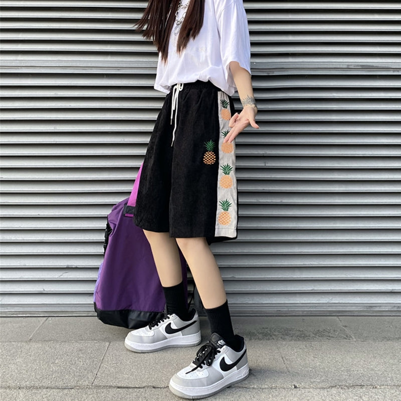 "HARAJUKU PINEAPPLE EMBROIDERED" SHORTS UB2402