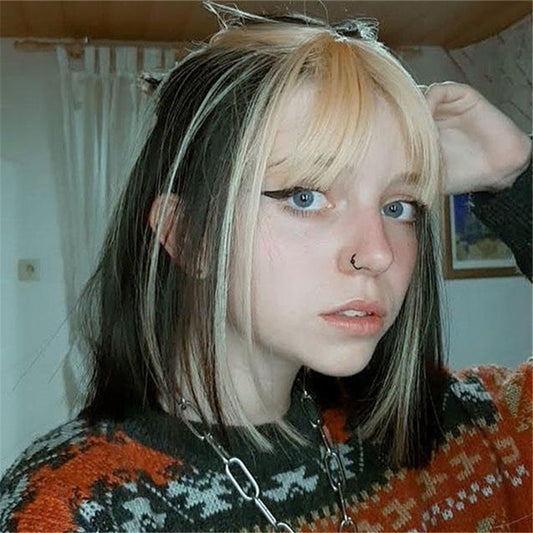 "BANGS DYED BLOND SHORT STRAIGHT" WIG N032404