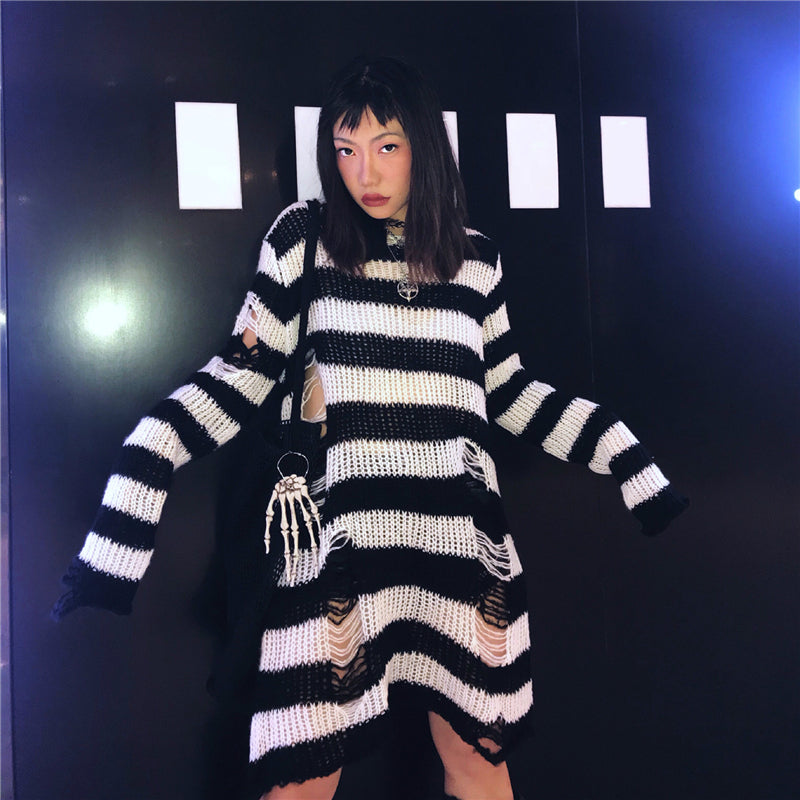"GOTHIC STRIPED RIPPED" SWEATER UB2469